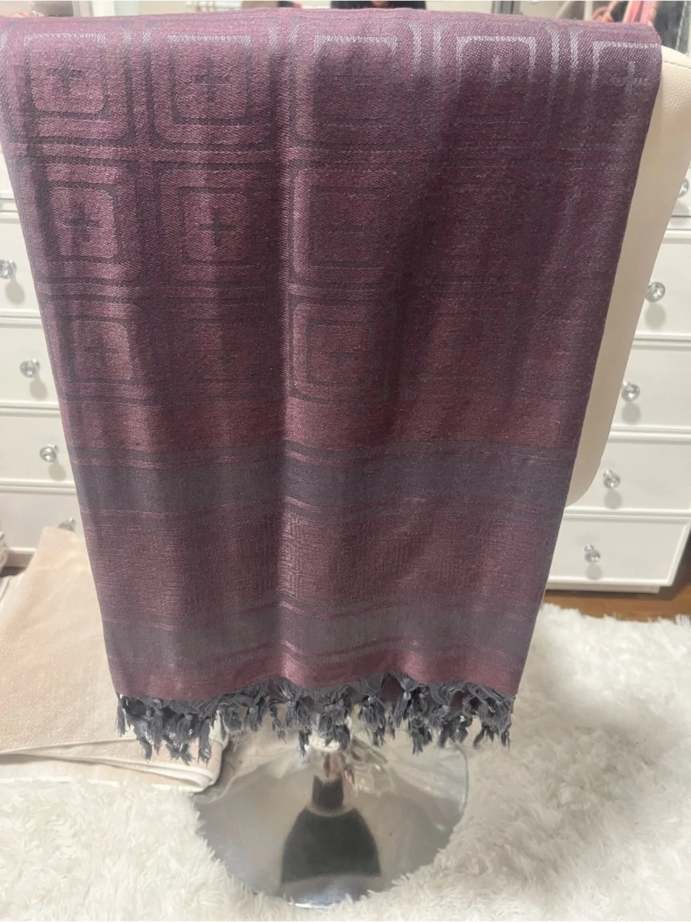N/A elegant plum